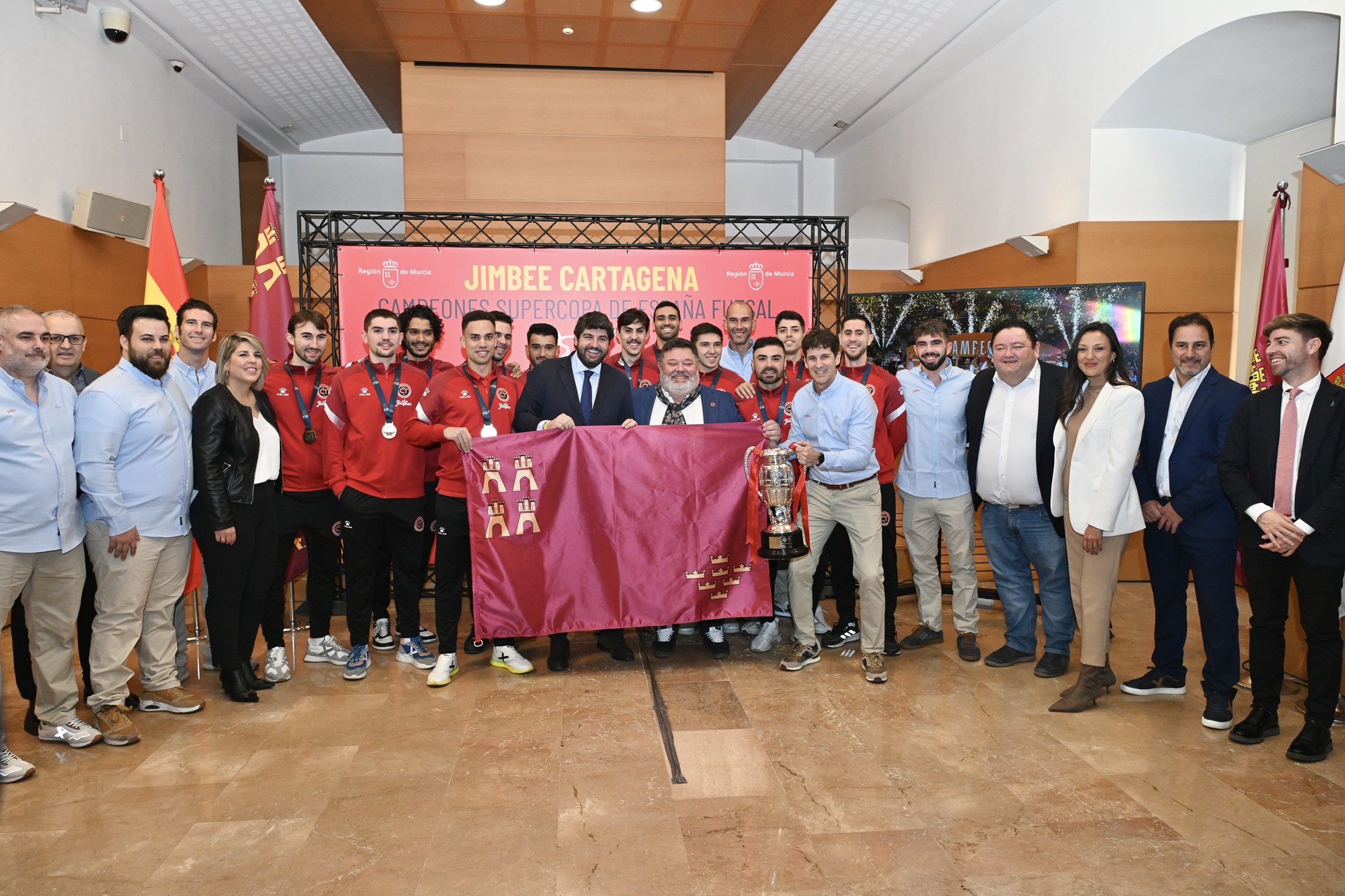 Equipo Jimbee Cartagena celebrando la victoria en la Supercopa de España