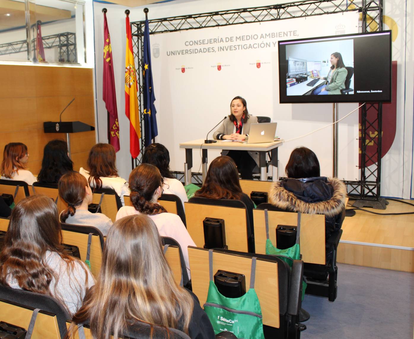 Mujeres en la Ciencia